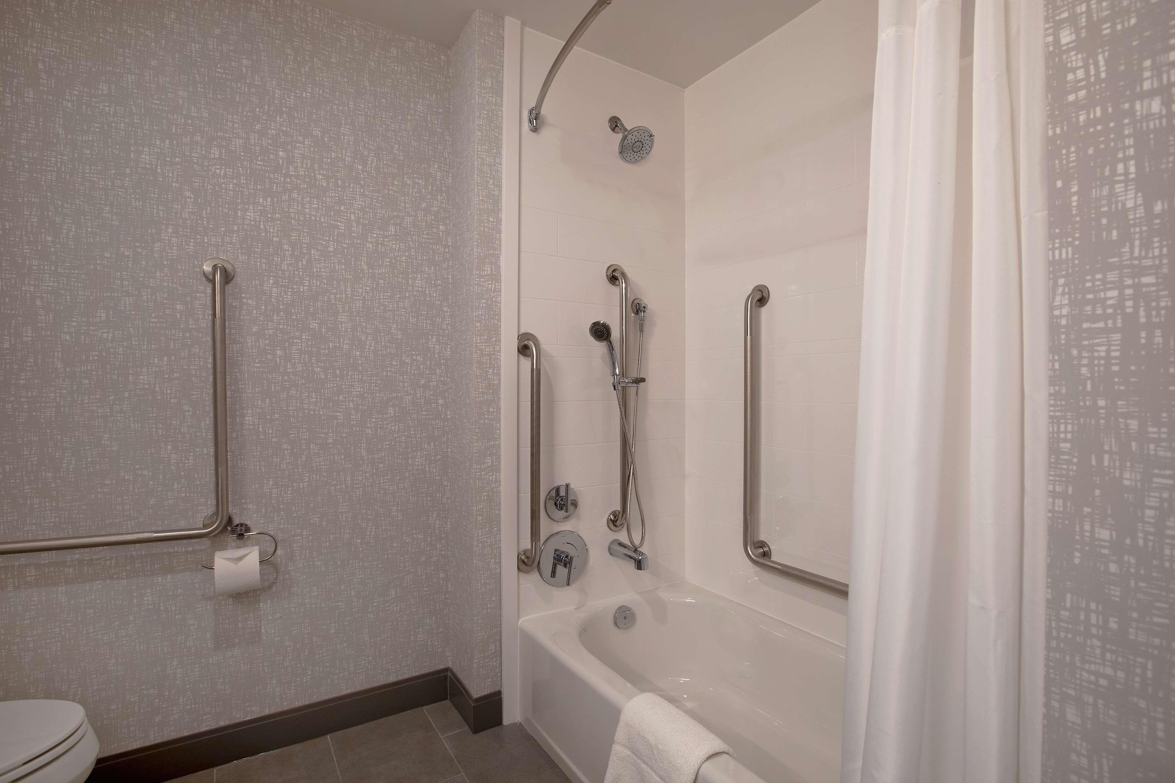 Hampton Inn & Suites Ottawa West, Ontario, Canada מראה חיצוני תמונה