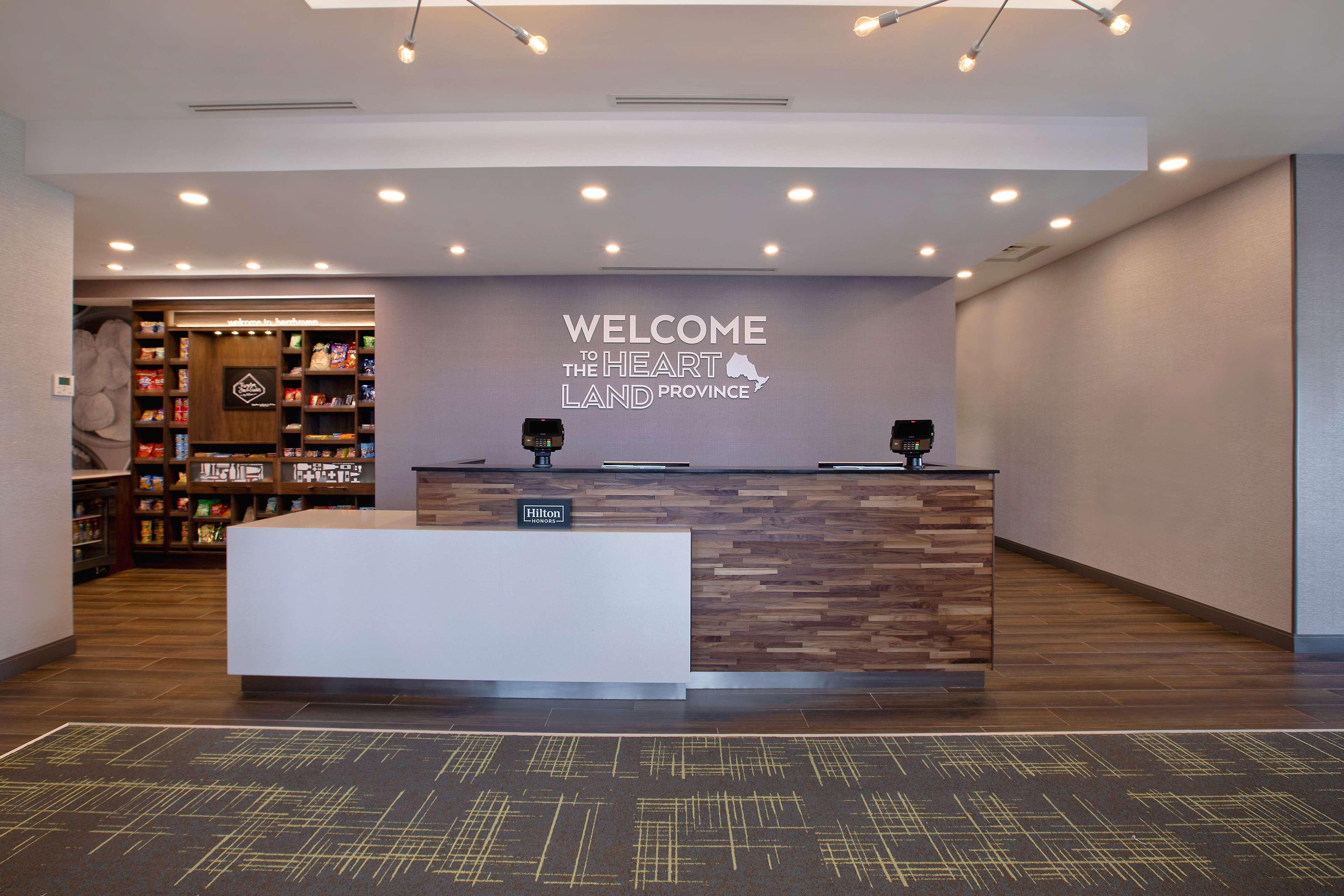 Hampton Inn & Suites Ottawa West, Ontario, Canada מראה חיצוני תמונה