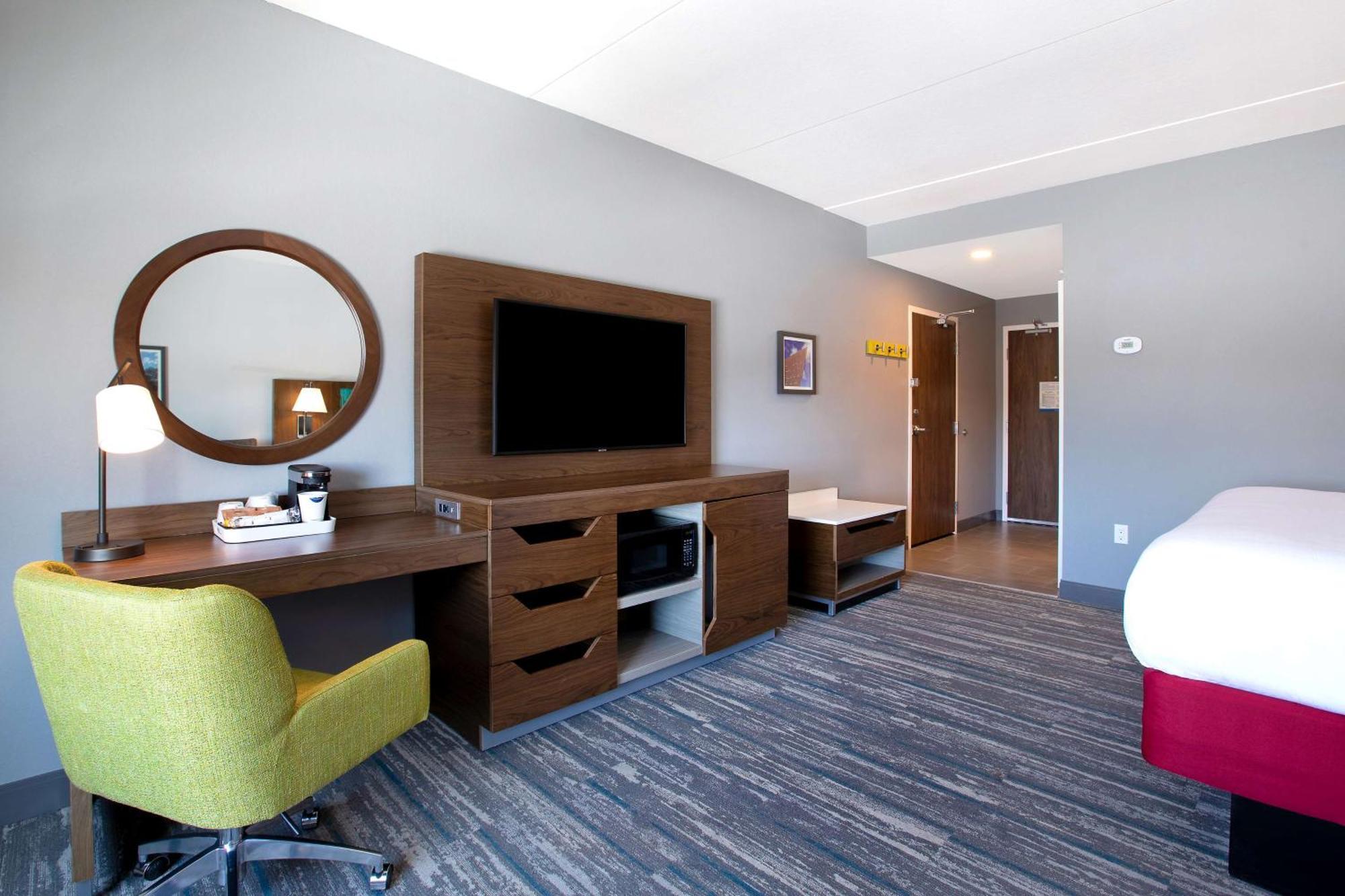 Hampton Inn & Suites Ottawa West, Ontario, Canada מראה חיצוני תמונה
